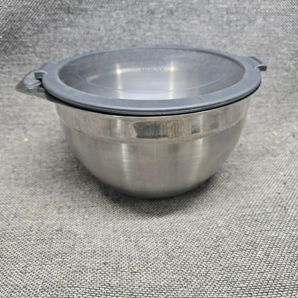 Princess House Mixing Bowl Culinario Series 2QT Silver Good‎ Stainless Steel Lid